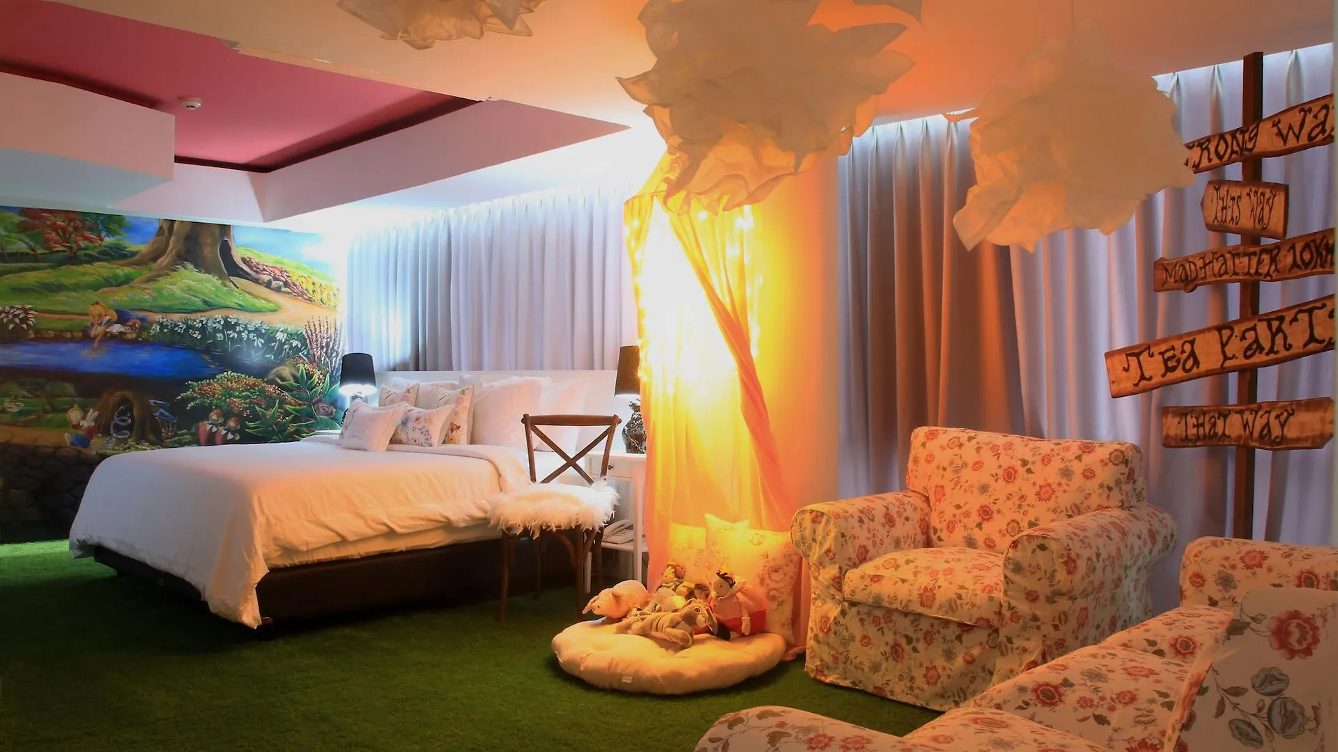 Berry Glee Thematic Hotel Kuta   Kuta (Bali)