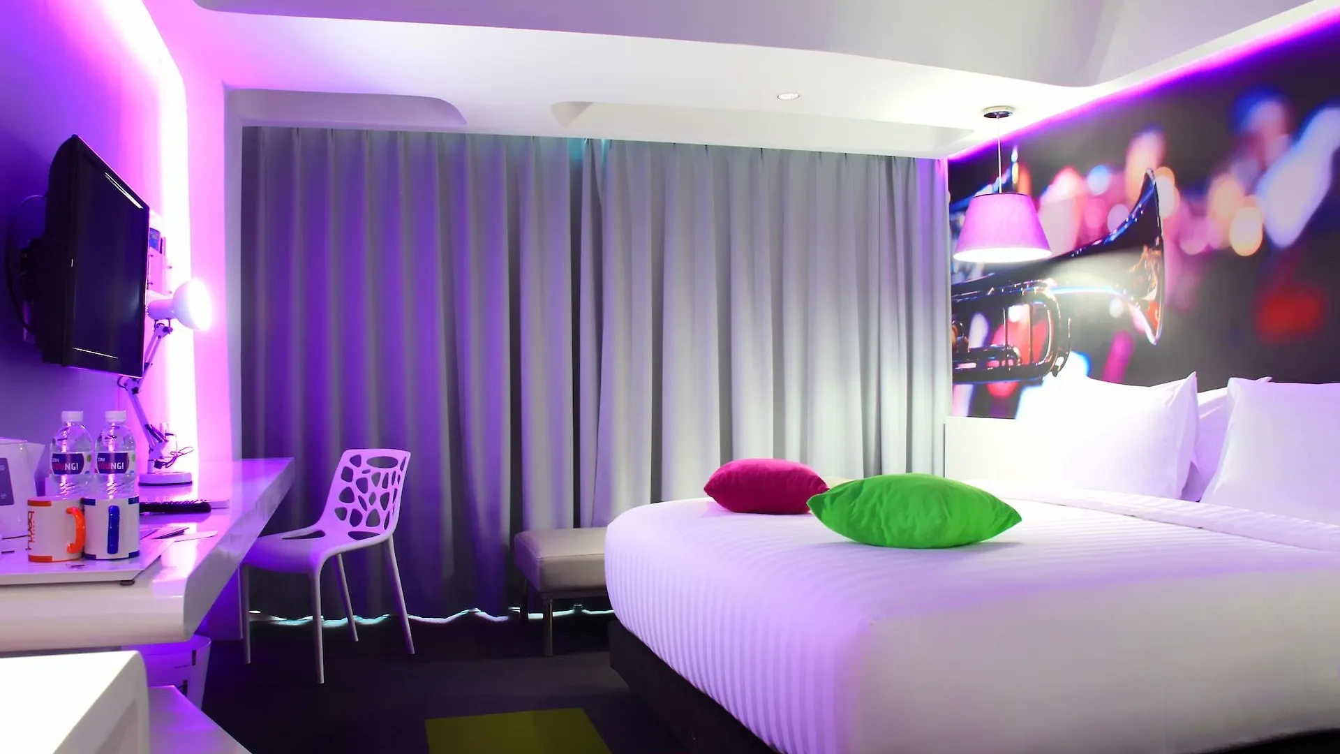 ****  Berry Glee Thematic Hotel Kuta  Indonesia