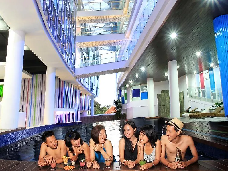 Berry Glee Thematic Hotel Kuta  4*, Kuta (Bali)