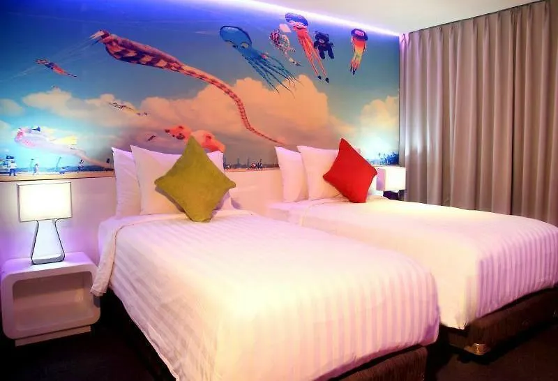 Berry Glee Thematic Hotel Kuta