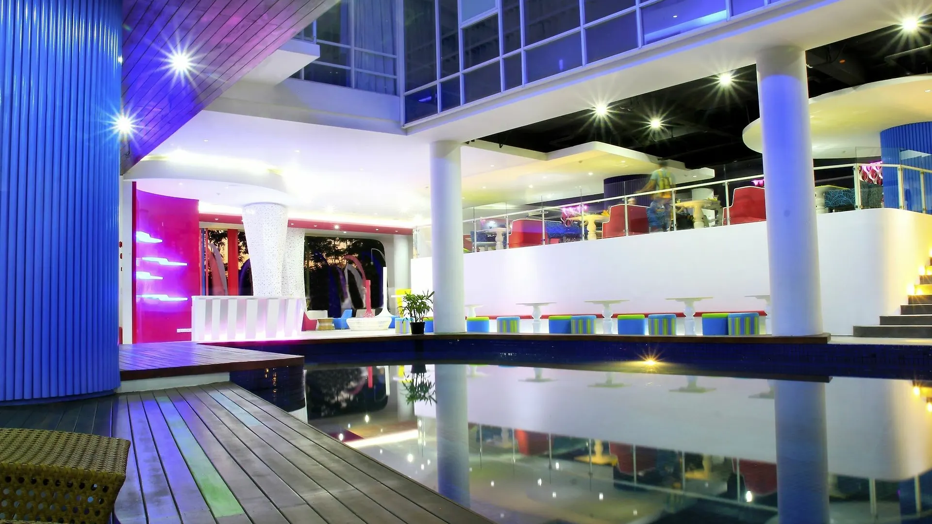 Berry Glee Thematic Hotel Kuta  4*, Kuta (Bali) Indonesia